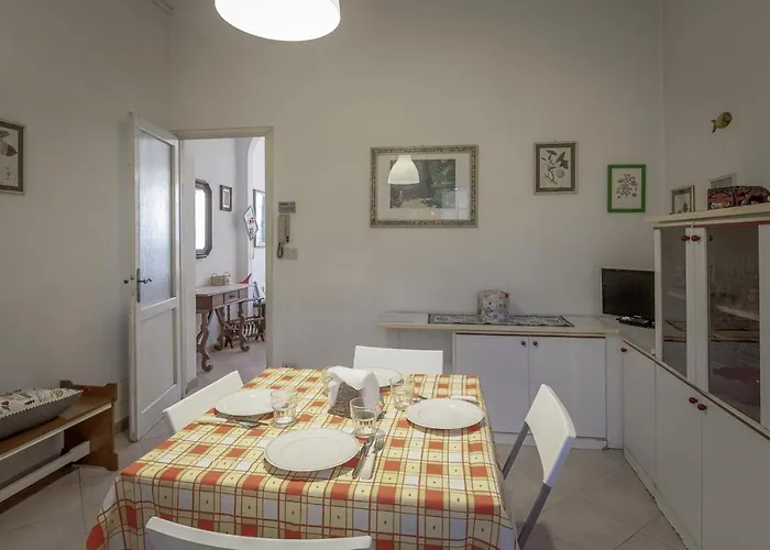 Tatil Evi La Viareggina, 600mt Dal Mare Centro Di