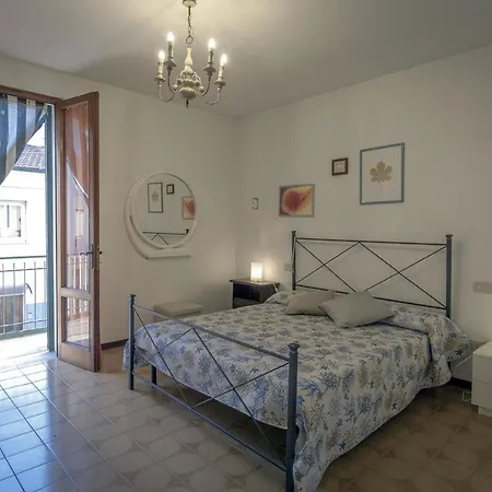 La Viareggina, 600mt Dal Mare Centro Di Holiday home